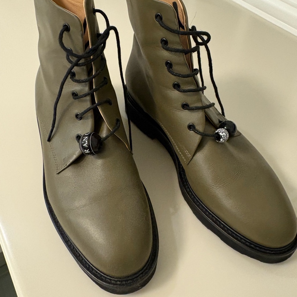 Dear Frances Women’s Park Boot in Military Green, Size 39